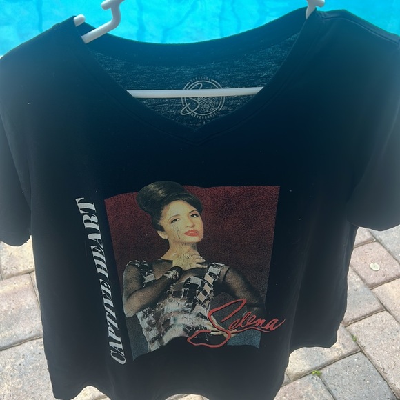 Selena Captive Heart Tex Mex Tribute V Neck Black T Shirt GUC VTG 1990’s Retro L - Picture 1 of 10